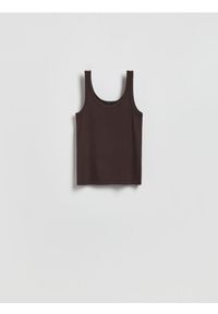 Reserved - Gładki top z wiskozą - ciemnobrązowy. Kolor: brązowy. Materiał: wiskoza. Wzór: gładki