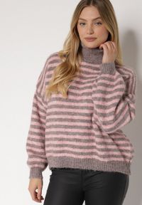 Born2be - Szaro-Różowy Golf z Domieszką Wełny w Paski Monallia. Okazja: na co dzień. Typ kołnierza: golf. Kolor: szary. Materiał: wełna. Wzór: paski. Styl: casual, elegancki, klasyczny #5