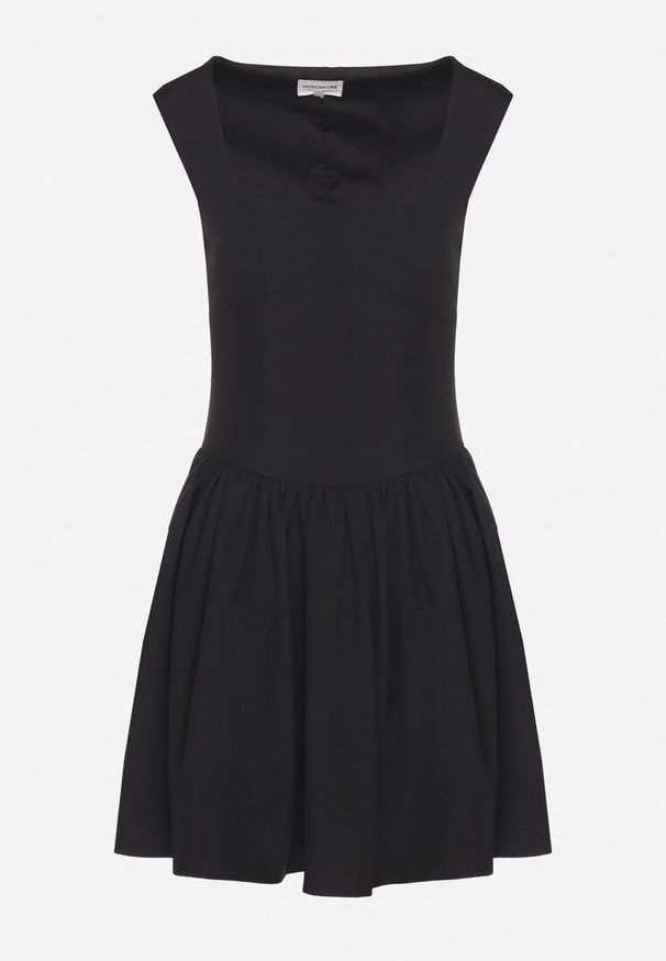 Born2be - Czarna Rozkloszowana Sukienka Ozdobiona Kwadratowym Dekoltem Halelira. Okazja: na co dzień. Typ kołnierza: dekolt kwadratowy. Kolor: czarny. Wzór: aplikacja. Typ sukienki: proste, rozkloszowane. Styl: casual, elegancki, klasyczny