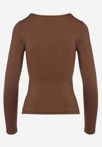 Renee - Brązowa Bluzka Longsleeve z Wiskozą i Kwadratowym Dekoltem Seliusei. Typ kołnierza: dekolt kwadratowy. Kolor: brązowy. Materiał: wiskoza, dzianina. Długość rękawa: długi rękaw. Długość: długie. Styl: klasyczny #4