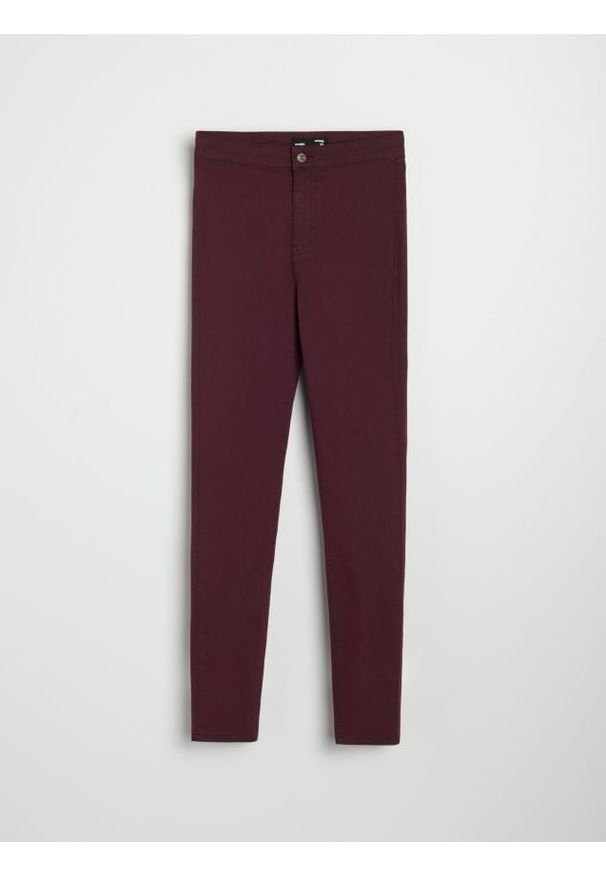 Sinsay - Jeansy skinny - brązowy. Kolor: brązowy