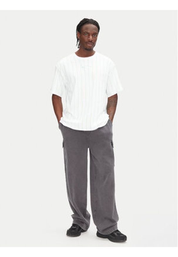 Karl Kani T-Shirt PD00005363 Biały Regular Fit. Kolor: biały. Materiał: bawełna