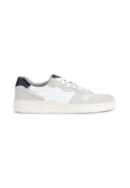 naomi0626aoi0825ページ Czarne sneakersy Guess z okrągłym noskiem FL8COA.ELE12.BLACK