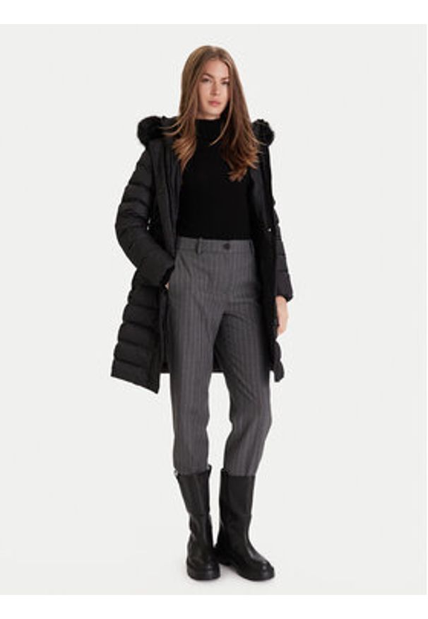 Geox Kurtka puchowa Catria W5626F T3152 F9000 Czarny Slim Fit. Kolor: czarny. Materiał: syntetyk