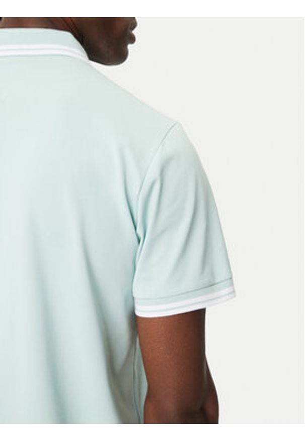 Guess Polo M2GP34 KARS0 Zielony Regular Fit. Typ kołnierza: polo. Kolor: zielony. Materiał: syntetyk, bawełna