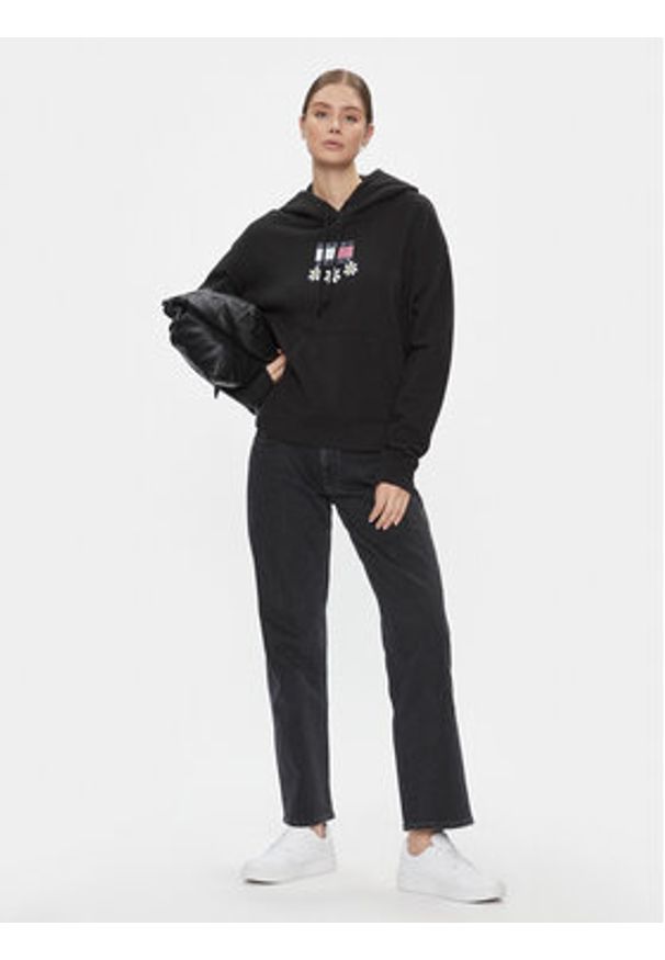 Tommy Jeans Bluza Tjw Bxy Daisy Flag Hoodie DW0DW17708 Czarny Regular Fit. Kolor: czarny. Materiał: bawełna