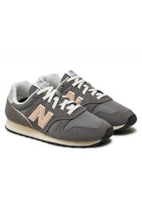 Buty do chodzenia damskie New Balance Nb 373. Zapięcie: sznurówki. Kolor: wielokolorowy. Materiał: materiał, syntetyk, tkanina. Szerokość cholewki: normalna. Model: New Balance 373. Sport: turystyka piesza