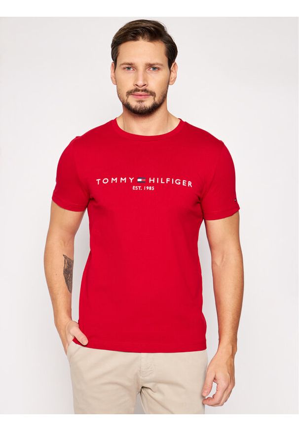 TOMMY HILFIGER - Tommy Hilfiger T-Shirt Logo MW0MW11797 Czerwony Regular Fit. Kolor: czerwony. Materiał: bawełna