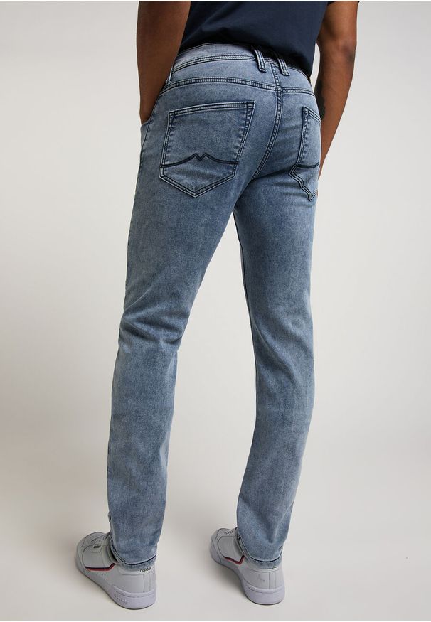 Mustang - MUSTANG MĘSKIE SPODNIE JEANSOWE OREGON TAPERED K DENIM BLUE 1012681 5000 413