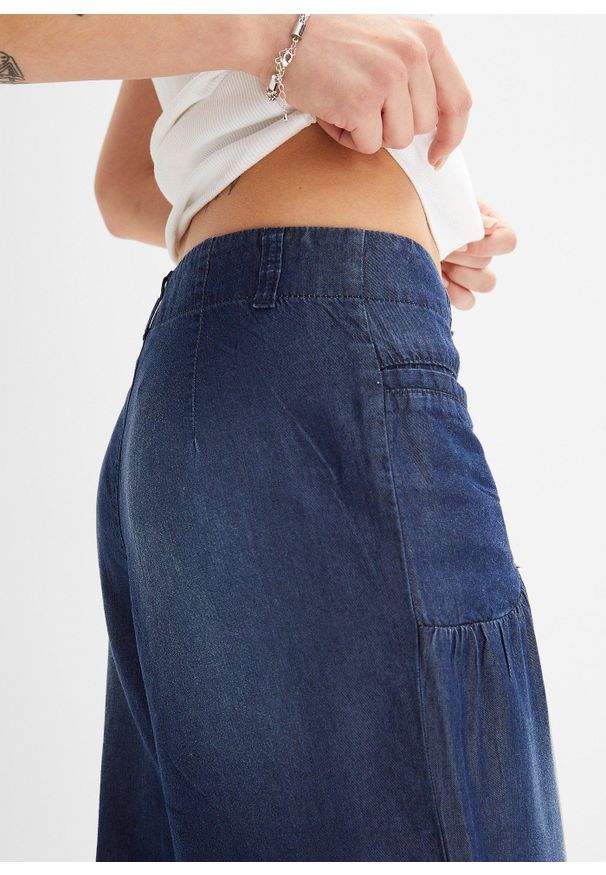 bonprix - Dżinsy Wide Leg z lejącego lyocellu. Kolor: niebieski