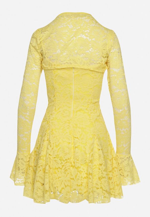 Born2be - Żółta Rozkloszowana Sukienka Koktajlowa z Koronką i Bolerkiem Eyrfedi. Okazja: na wesele, na randkę, na ślub cywilny. Kolor: żółty. Materiał: koronka. Długość rękawa: na ramiączkach. Wzór: koronka. Styl: wizytowy