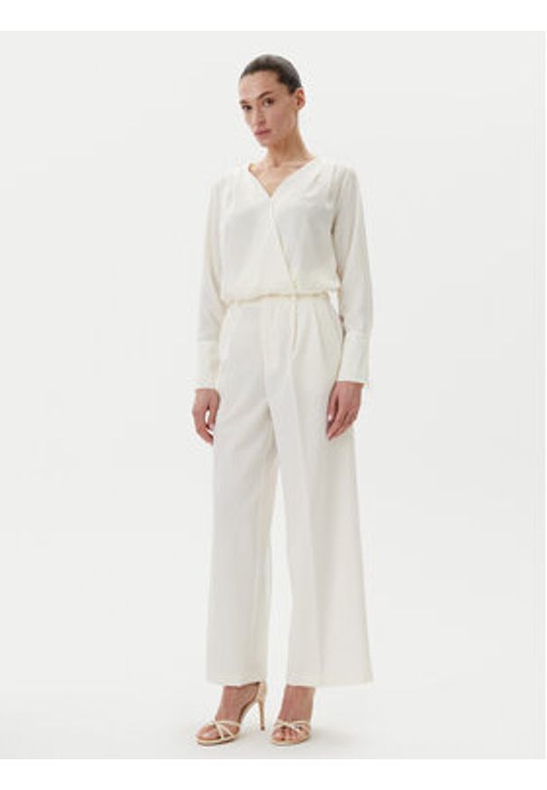 Rinascimento Bluzka CFC0122613003 Écru Regular Fit. Materiał: syntetyk