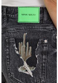 Miss Sixty Szorty jeansowe damskie kolor czarny gładkie high waist. Stan: podwyższony. Kolor: czarny. Materiał: jeans. Wzór: gładki #6