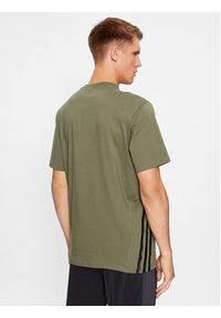 Adidas - adidas T-Shirt Future Icons 3-Stripes IN1615 Zielony Loose Fit. Kolor: zielony. Materiał: bawełna #5