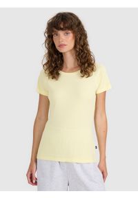 4f - 4F T-shirt regular z prążkowanej dzianiny damski - żółty M. Okazja: na co dzień. Kolor: żółty. Materiał: prążkowany, dzianina. Długość rękawa: raglanowy rękaw. Wzór: prążki. Styl: sportowy, klasyczny, casual #1