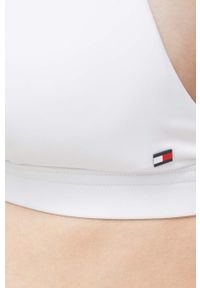 TOMMY HILFIGER - Tommy Hilfiger biustonosz kąpielowy kolor biały lekko usztywniona miseczka. Kolor: biały. Materiał: materiał #5