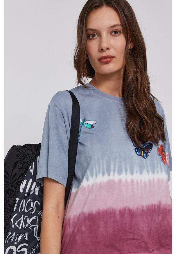 Desigual - Kurtka. Okazja: na co dzień. Kolor: czarny. Materiał: włókno. Styl: casual