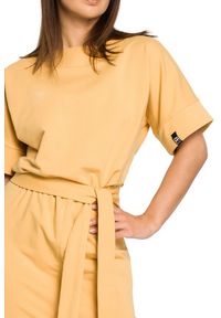 Be Active - Komfortowa ołówkowa sukienka damska z bawełnianej dzianiny żółta. Okazja: na co dzień. Kolor: żółty. Materiał: bawełna, dzianina. Typ sukienki: ołówkowe. Styl: casual #2
