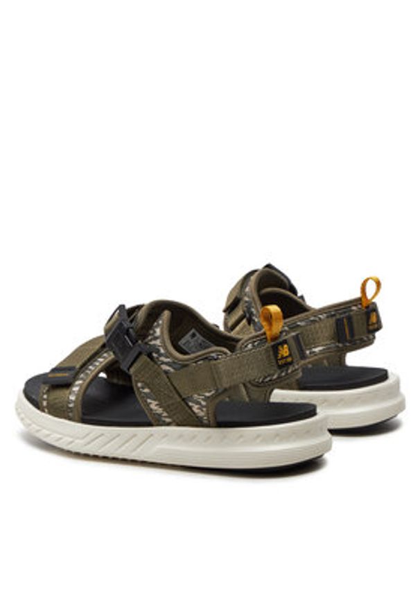 New Balance Sandały SMA600B2 Czarny. Kolor: czarny. Materiał: materiał