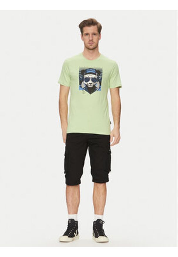 Blend T-Shirt 20717766 Zielony Regular Fit. Kolor: zielony. Materiał: bawełna