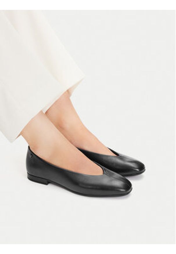 Lasocki Baleriny CEO-RST-ROMI-67 Czarny. Kolor: czarny. Materiał: skóra