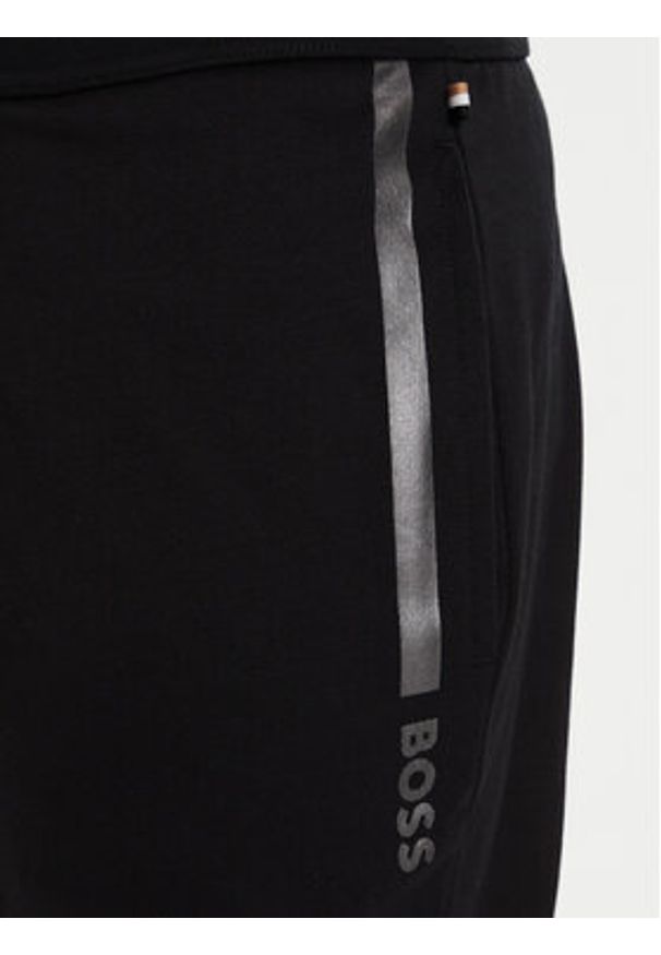 BOSS Spodnie dresowe Authentic 50545565 Czarny Slim Fit. Kolor: czarny. Materiał: bawełna