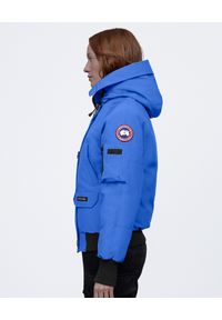 CANADA GOOSE - Niebieska kurtka Chilliwack. Kolor: niebieski. Materiał: futro, materiał. Wzór: aplikacja #2