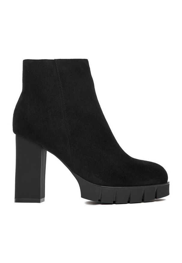 Botki DeeZee. Kolor: czarny