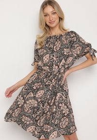 Born2be - Czarno-Beżowa Sukienka z Bawełny z Okrągłym Dekoltem i Wiązaniem w Pasie Tosaria. Okazja: na co dzień. Kolor: czarny. Materiał: bawełna. Sezon: lato. Styl: casual, elegancki #1