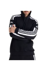 Adidas - Bluza adidas Squadra 21 Sweat Hoody GT6634 - czarna. Okazja: na co dzień. Typ kołnierza: kaptur. Kolor: czarny. Materiał: materiał, bawełna, poliester. Styl: sportowy, casual, klasyczny. Sport: fitness