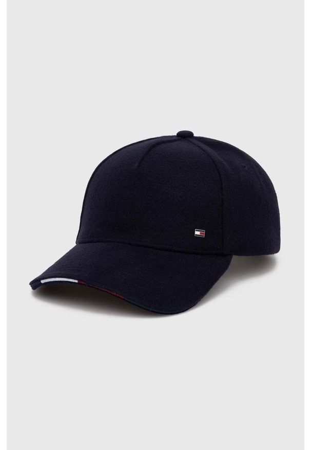 TOMMY HILFIGER - Tommy Hilfiger czapka z daszkiem kolor granatowy melanżowa. Kolor: niebieski. Wzór: melanż