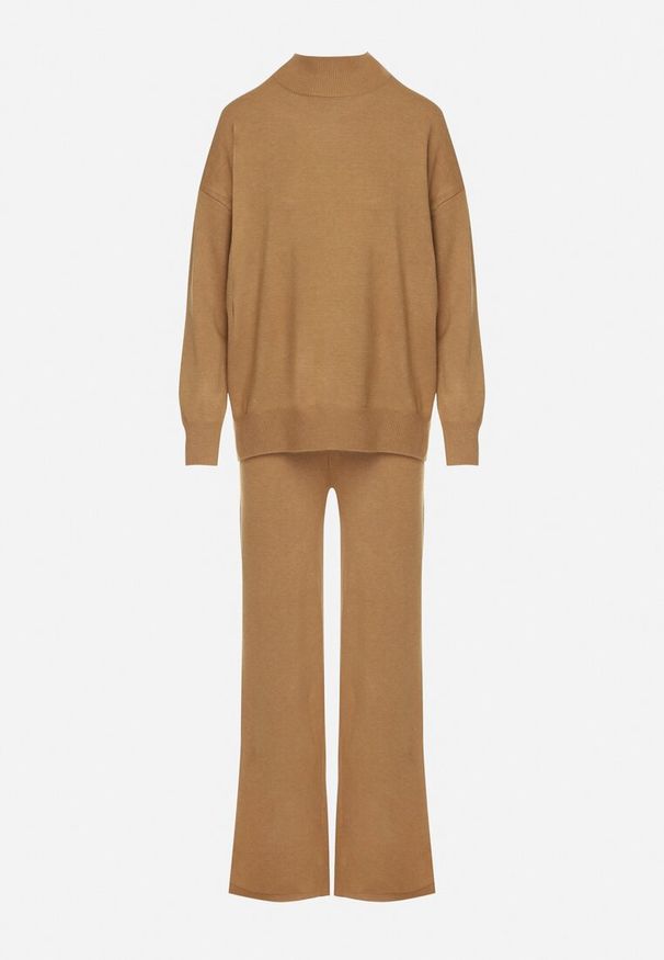 Born2be - Beżowy Klasyczny Dzianinowy Komplet z Wiskozą Szerokie Spodnie i Sweter Półgolf Reillena. Kolor: beżowy. Materiał: dzianina, wiskoza