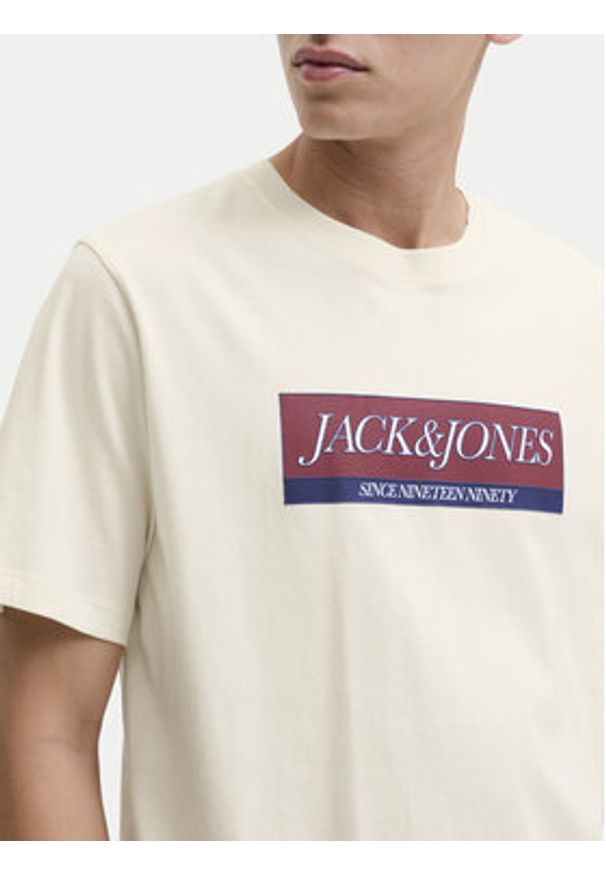 Jack & Jones T-Shirt Rinwood 12283628 Écru Regular Fit. Materiał: bawełna