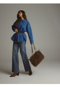 Reserved - Torebka z imitacji futra - brązowy. Kolor: brązowy. Materiał: futrzane. Rodzaj torebki: na ramię #1