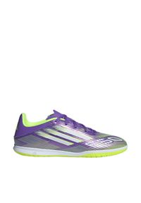 Adidas - Buty piłkarskie adidas F50 Club IN. Kolor: fioletowy, zielony, biały, wielokolorowy. Sport: piłka nożna