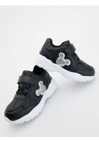 Reserved - Buty sportowe Myszka Miki - czarny. Kolor: czarny. Materiał: skóra. Styl: sportowy #1