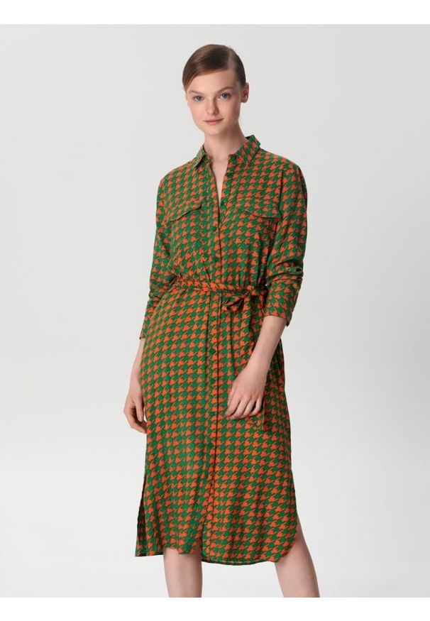 Sinsay - Sukienka midi ze wzorem - zielony. Kolor: zielony. Długość: midi