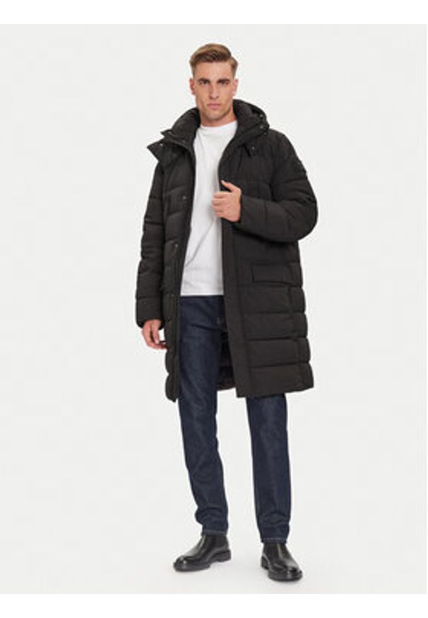 JOOP! Jeans Kurtka zimowa 15 JJO-322Larry 30048510 Czarny Regular Fit. Kolor: czarny. Materiał: syntetyk. Sezon: zima