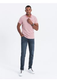 Ombre Clothing - Melanżowa koszulka męska polo z kontrastowym kołnierzykiem - różowa V2. Typ kołnierza: kołnierzyk kontrastowy, polo. Kolor: różowy. Materiał: bawełna. Wzór: melanż #5