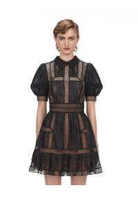 SELF PORTRAIT - Koronkowa sukienka mini. Kolor: czarny. Materiał: koronka. Wzór: aplikacja, koronka. Styl: klasyczny, elegancki. Długość: mini #2