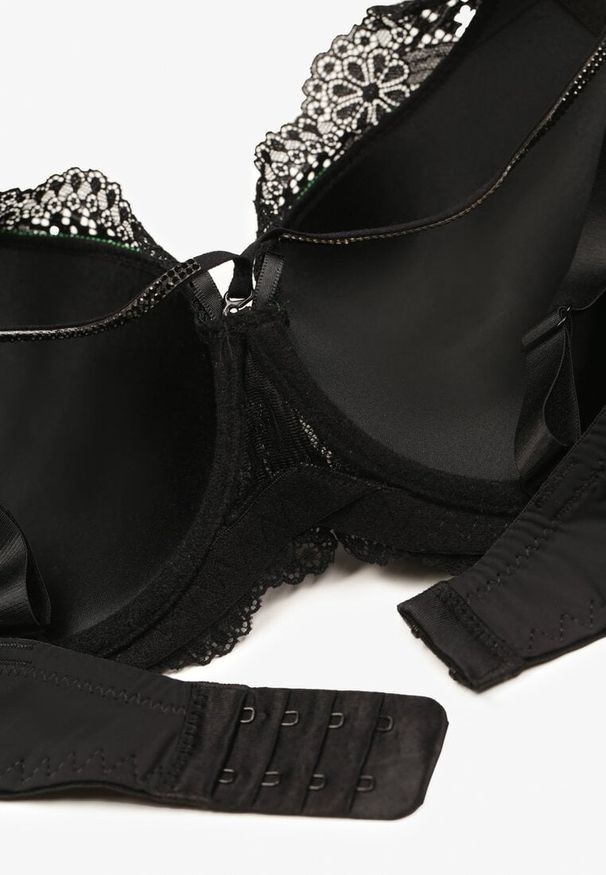 Born2be - Czarno-Zielony Koronkowy Biustonosz na Regulowanych Ramiączkach Przyozdobionych Cyrkoniami Doricella. Kolor: czarny. Materiał: koronka. Wzór: aplikacja