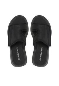 Calvin Klein Jeans Klapki Prefresato Sandal Softny YW0YW00968 Czarny. Kolor: czarny. Materiał: materiał