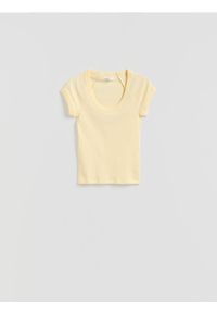 Reserved - T-shirt slim fit - jasnożółty. Kolor: żółty. Materiał: elastan, bawełna, dzianina