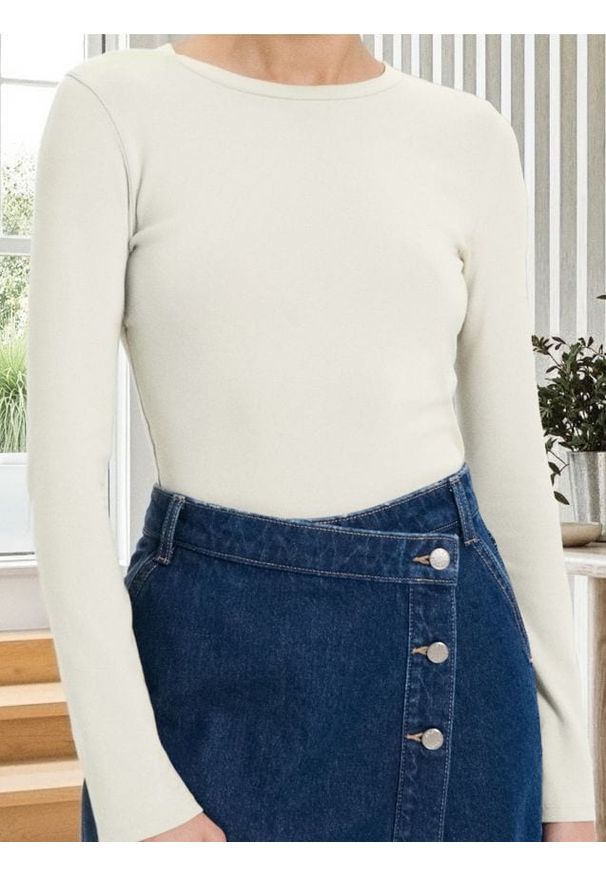 Sinsay - Body z długimi rękawami - kremowy. Kolor: kremowy. Długość rękawa: długi rękaw. Długość: długie