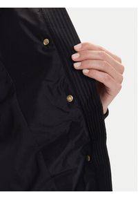 Guess Kurtka zimowa V5BL13 WHHZ2 Czarny Regular Fit. Kolor: czarny. Materiał: syntetyk. Sezon: zima #3