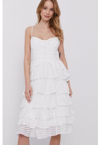 BARDOT - Bardot - Sukienka. Kolor: biały. Materiał: materiał. Długość rękawa: na ramiączkach. Typ sukienki: rozkloszowane. Długość: midi #1