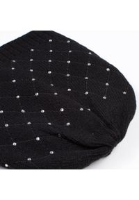 Wittchen - Damska czapka z kryształkami czarna. Kolor: czarny. Materiał: akryl. Wzór: aplikacja, geometria. Sezon: jesień, zima. Styl: elegancki