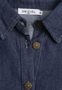 Born2be - Granatowa Bawełniana Koszula ze Ściagaczami w Pasie Lennada. Okazja: na spotkanie biznesowe, do pracy. Kolor: niebieski. Materiał: bawełna. Styl: biznesowy #7