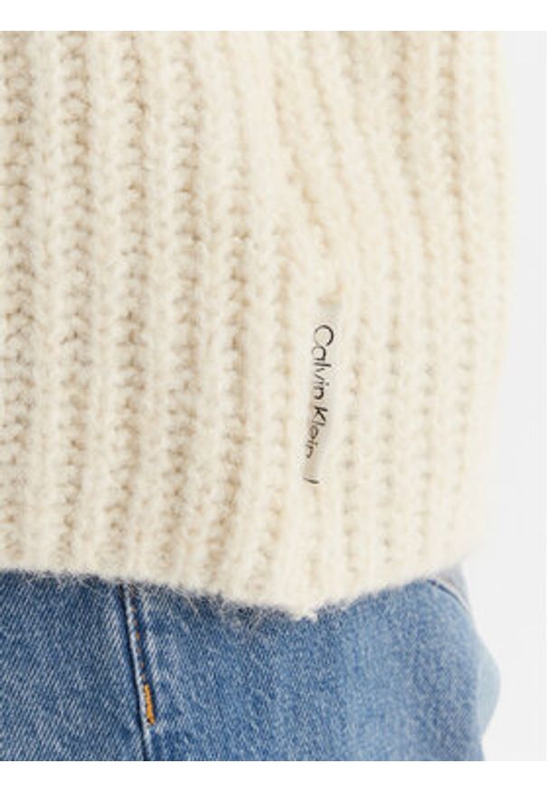 Calvin Klein Jeans Golf Brushed Wool Ls LV044D361G Biały Regular Fit. Typ kołnierza: golf. Kolor: biały. Materiał: syntetyk