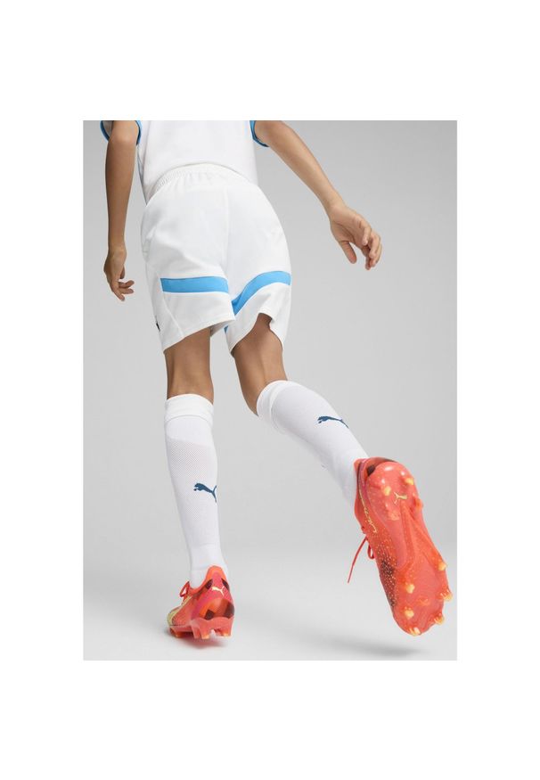 Puma - Spodenki meczowe dla dzieci OM 2024/25. Kolor: biały, wielokolorowy, niebieski. Styl: młodzieżowy